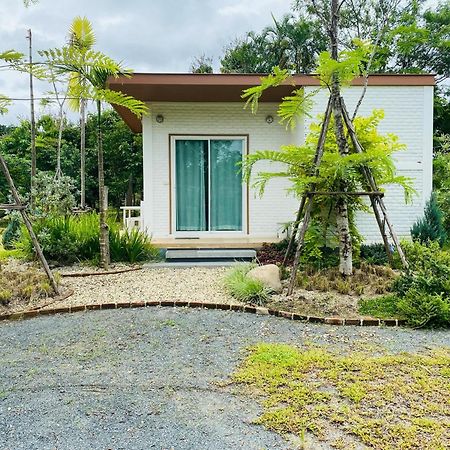 Homdoiintr Farmstay ฮ่อมดอยอินทร์ ฟาร์มสเตย์ Ban Huai Kaeo Exterior photo